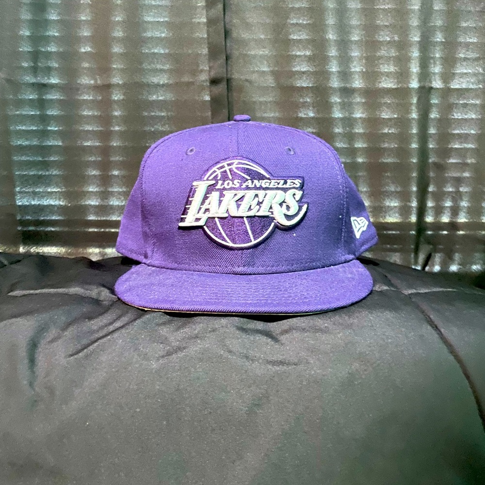 Los Angeles Lakers fitted flatbill Hat